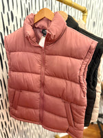 The Classic Puffer Vest in Mauve